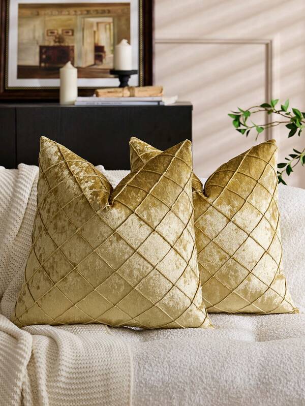 Set Of 2 Gold Velvet Throw Pillow Covers 18x18 Inches, Soft Neutral Accent Pillow Cases With Vintage Textured Farmhouse Couch Cushion Covers For Luxurious Home Decor,Christmas Decor,Christmas Gifts (NO INSERT)